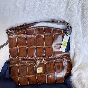 ✅Authentic ✅ New Dooney & Bourke Saddle Bag